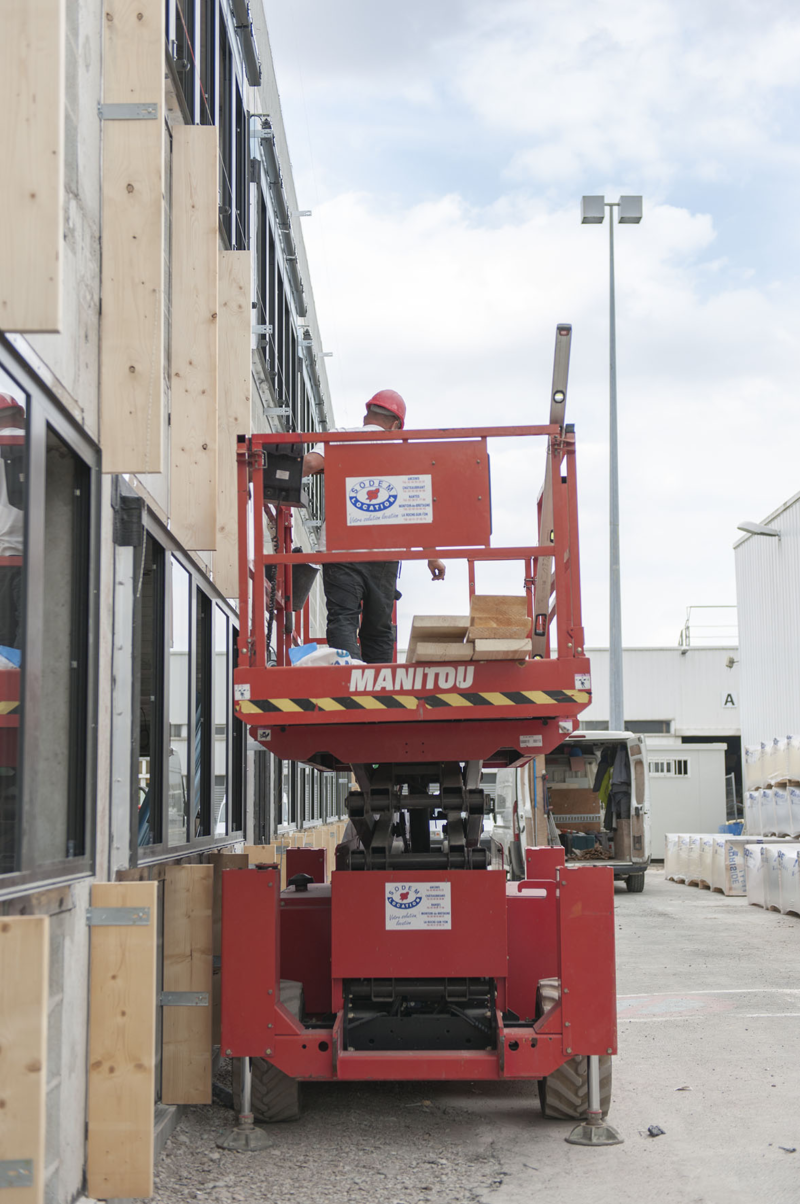 Plataforma elevadora de tijera Manitou 120SC - Grupema