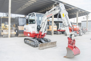 Takeuchi tb 230 7