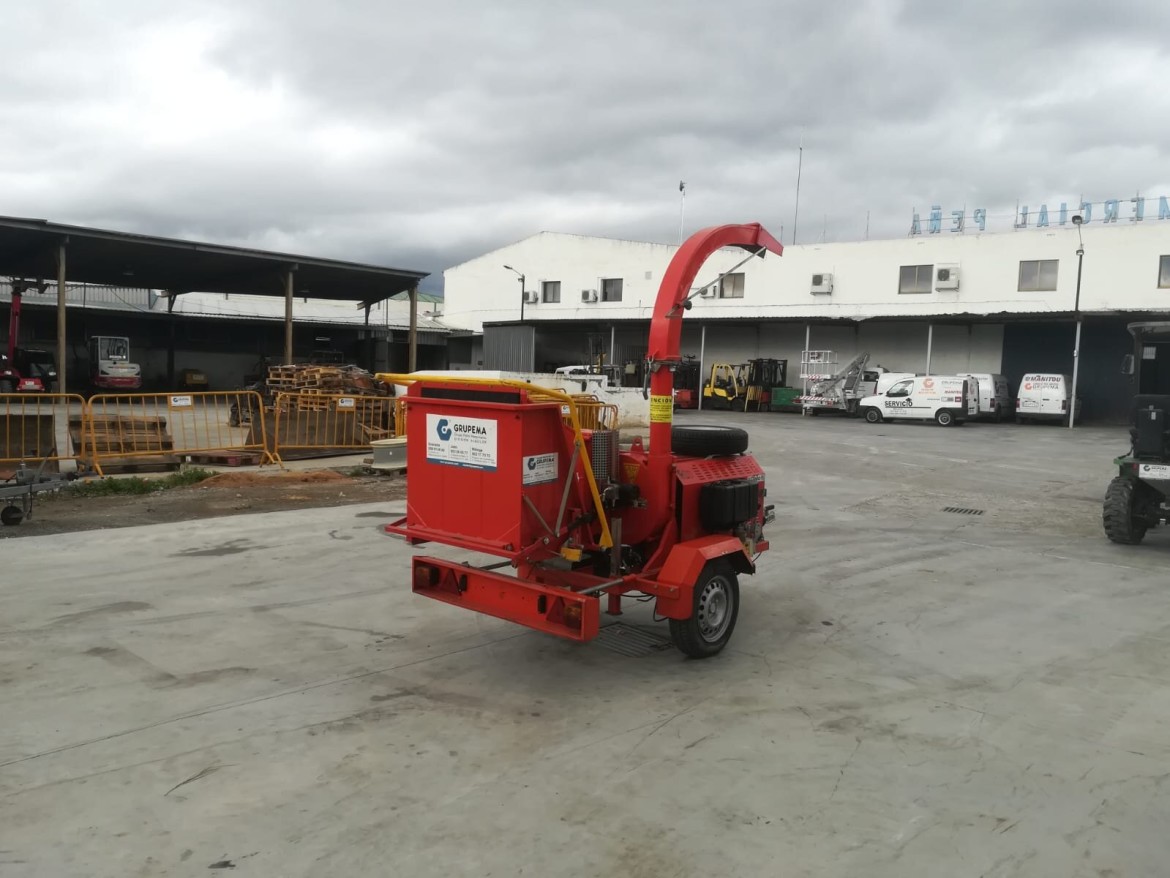 ENTREGA DE LA PLATAFORMA PORTAFÉRETROS MTC 2PT ECOLOGIC 4R EN OSUNA (SEVILLA) - GRUPEMA
