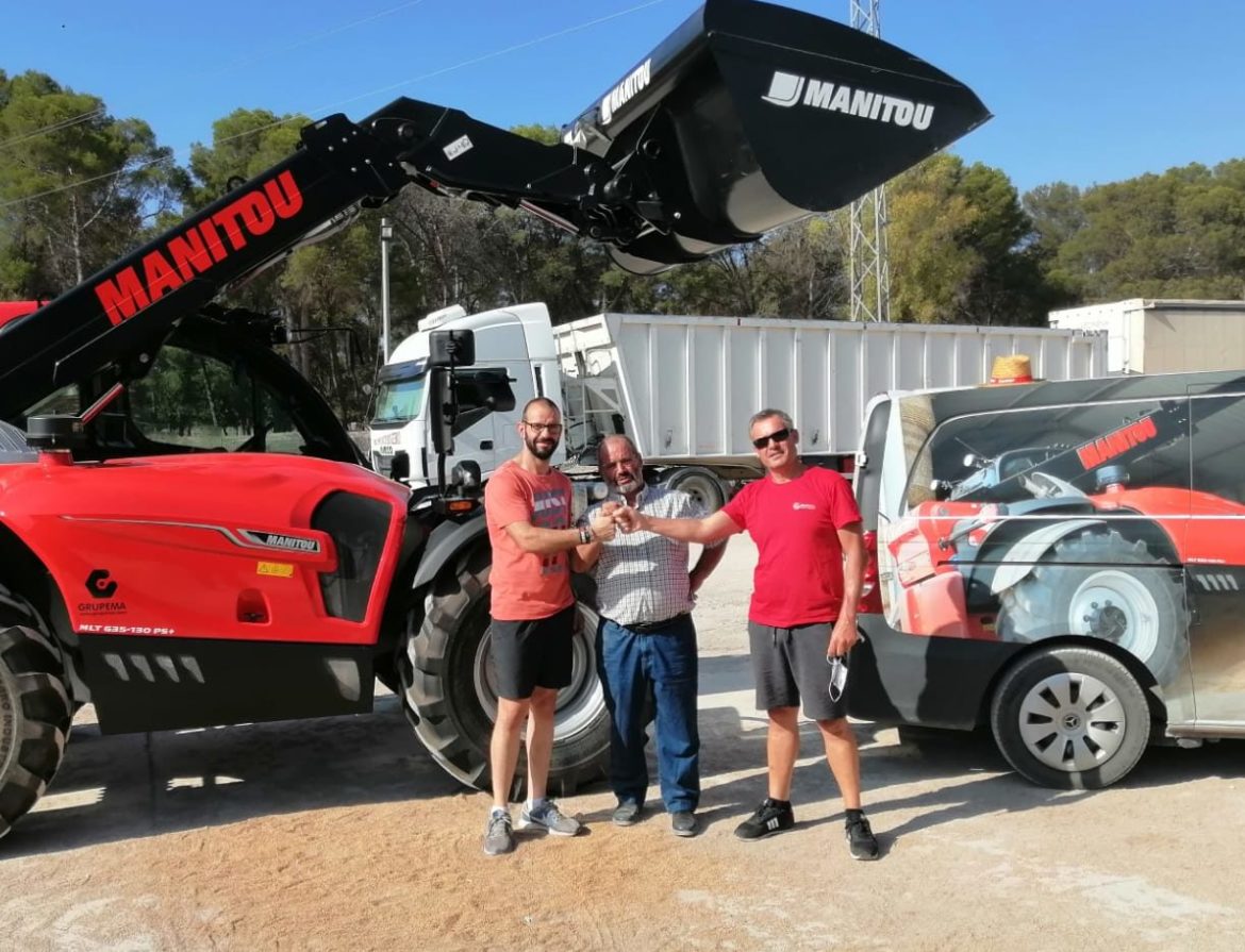 ENTREGA DEL MANIPULADOR TELESCÓPICO MANITOU MLT 635 130 PS EN JAÉN