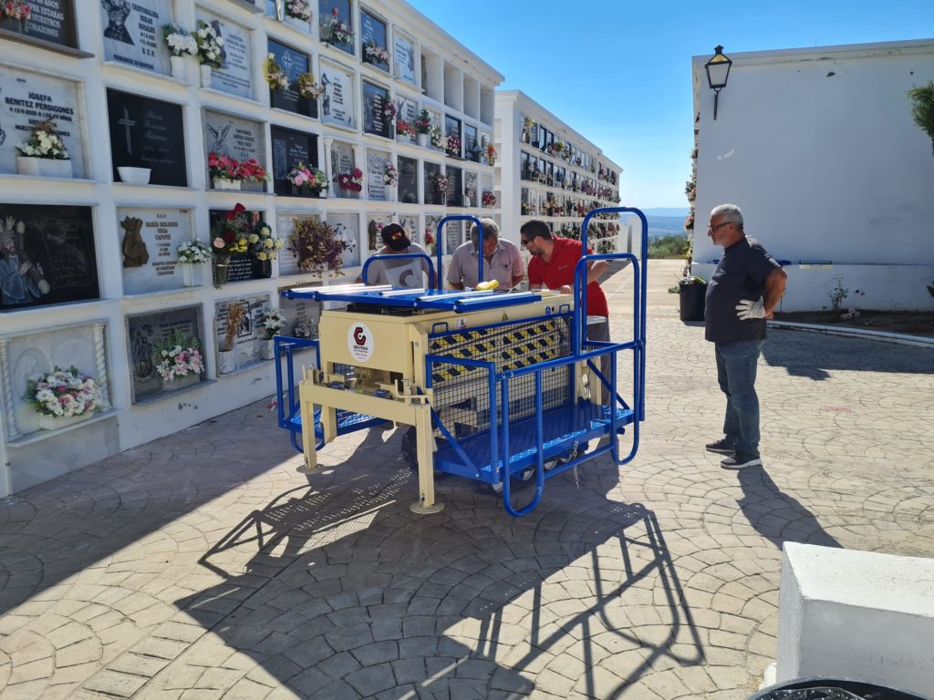 Entrega de portafétetros MTC Oruga Interfront en Arcos de la Frontera (Cádiz)