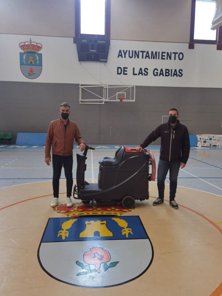 ENTREGA VIPER AS530 AL AYUNTAMIENTO DE LAS GABIAS (GRANADA) - GRUPEMA