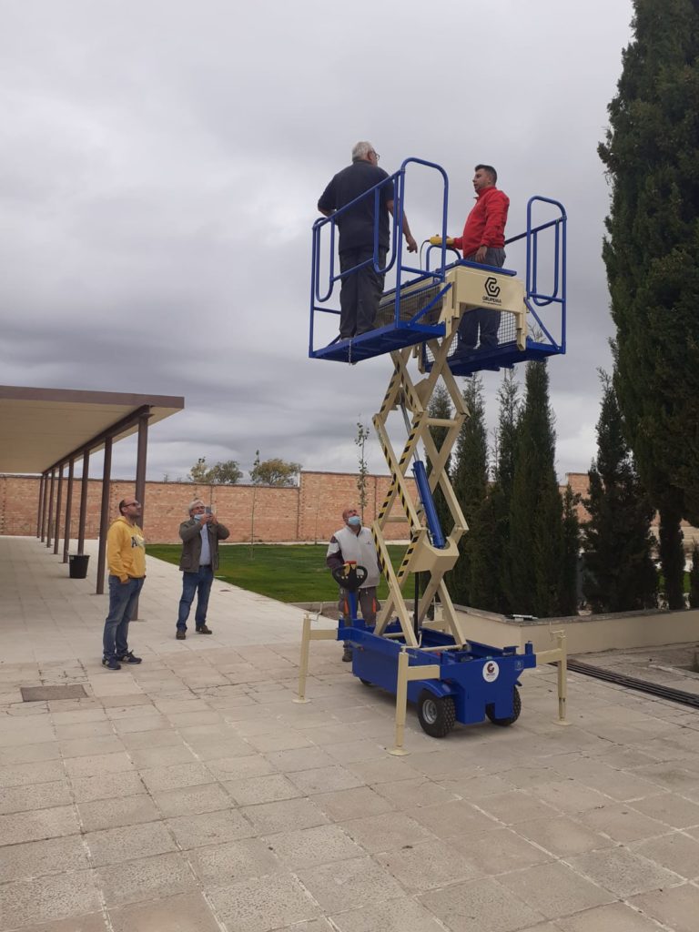 ENTREGA DE LA PLATAFORMA PORTAFÉRETROS MTC 2PT ECOLOGIC 3R EN BAEZA (JAÉN) - GRUPEMA