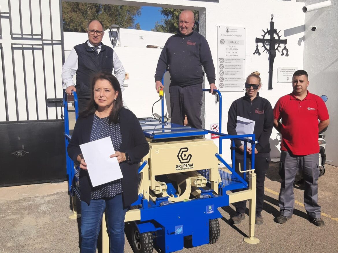 ENTREGA DE LA PLATAFORMA PORTAFÉRETROS MTC 2PT ECOLOGIC 4R EN ALMUÑECAR (GRANADA) - GRUPEMA