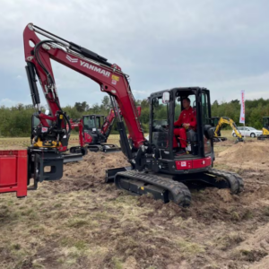 YANMAR VIO557 - GRUPEMA